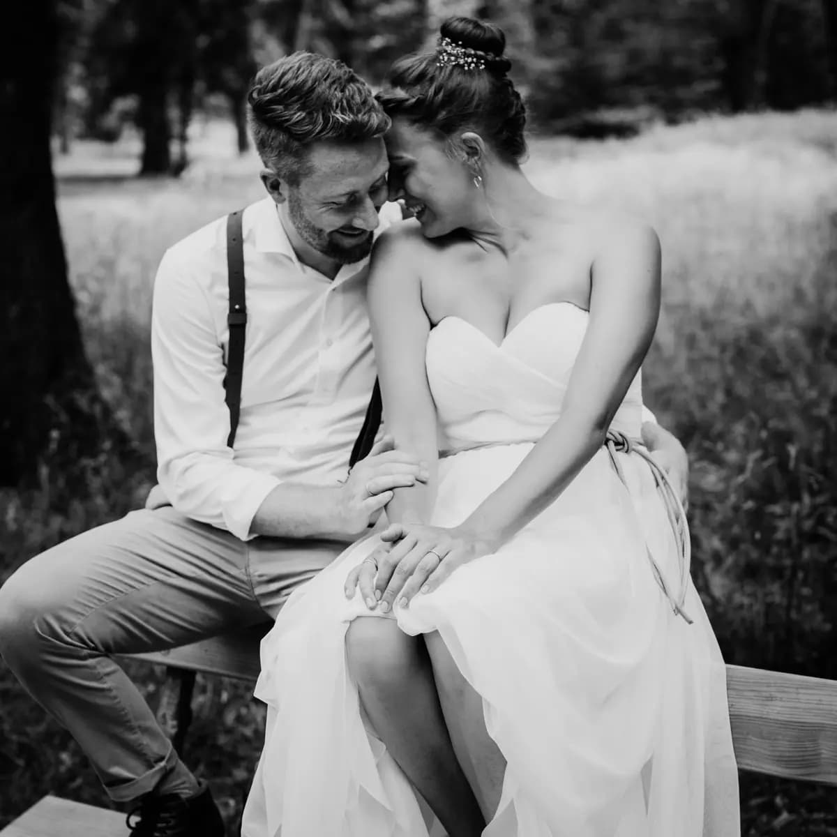 Fotoshooting Hochzeit Bank